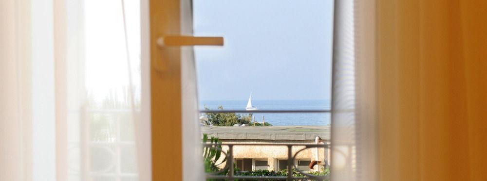 Residence Suite Smeraldo Riccione Extérieur photo