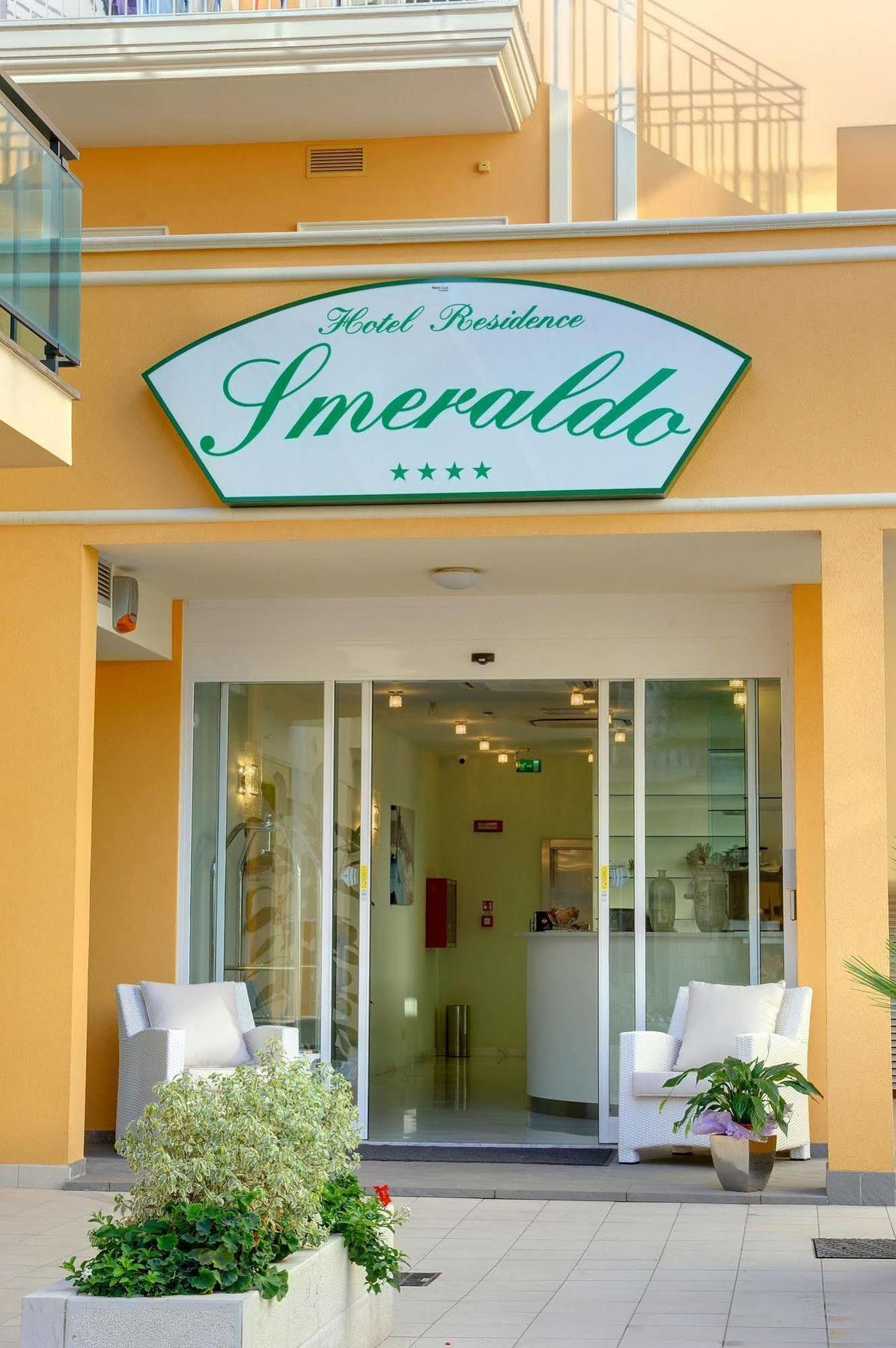 Residence Suite Smeraldo Riccione Extérieur photo