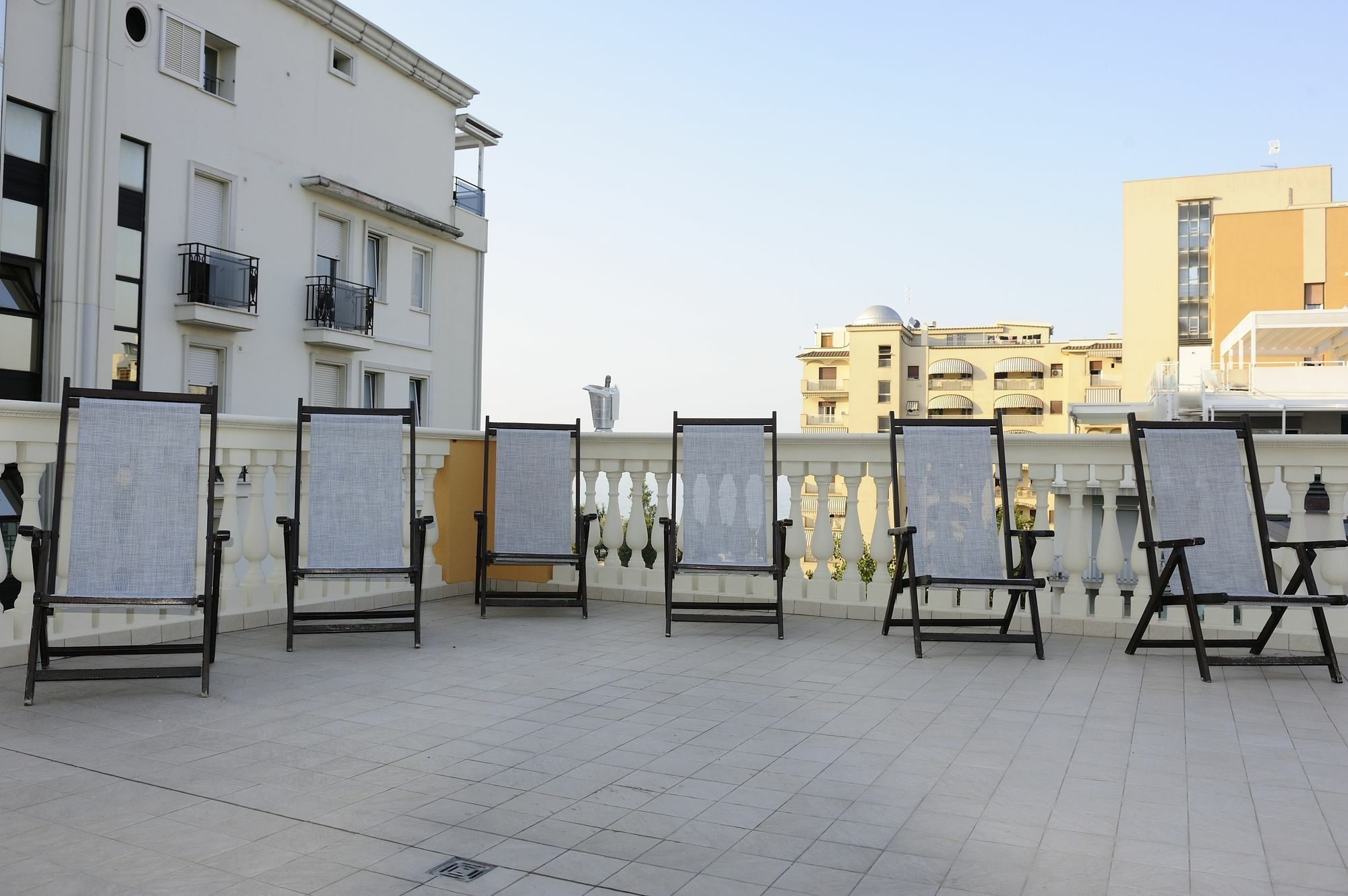 Residence Suite Smeraldo Riccione Extérieur photo